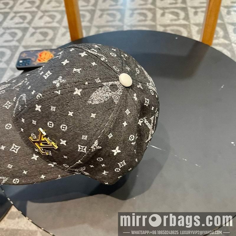 Replica LV Hat 0307105
