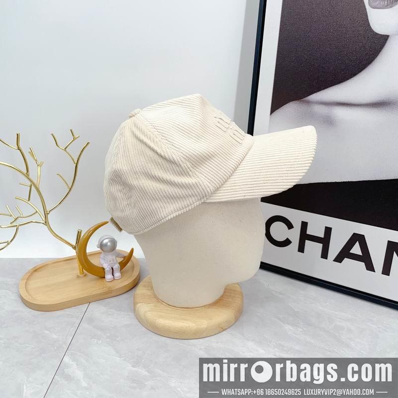 Replica Miumiu Hat dx34