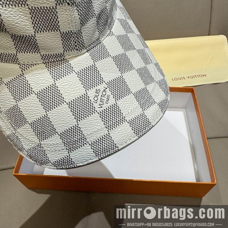 Replica LV Hat 091403