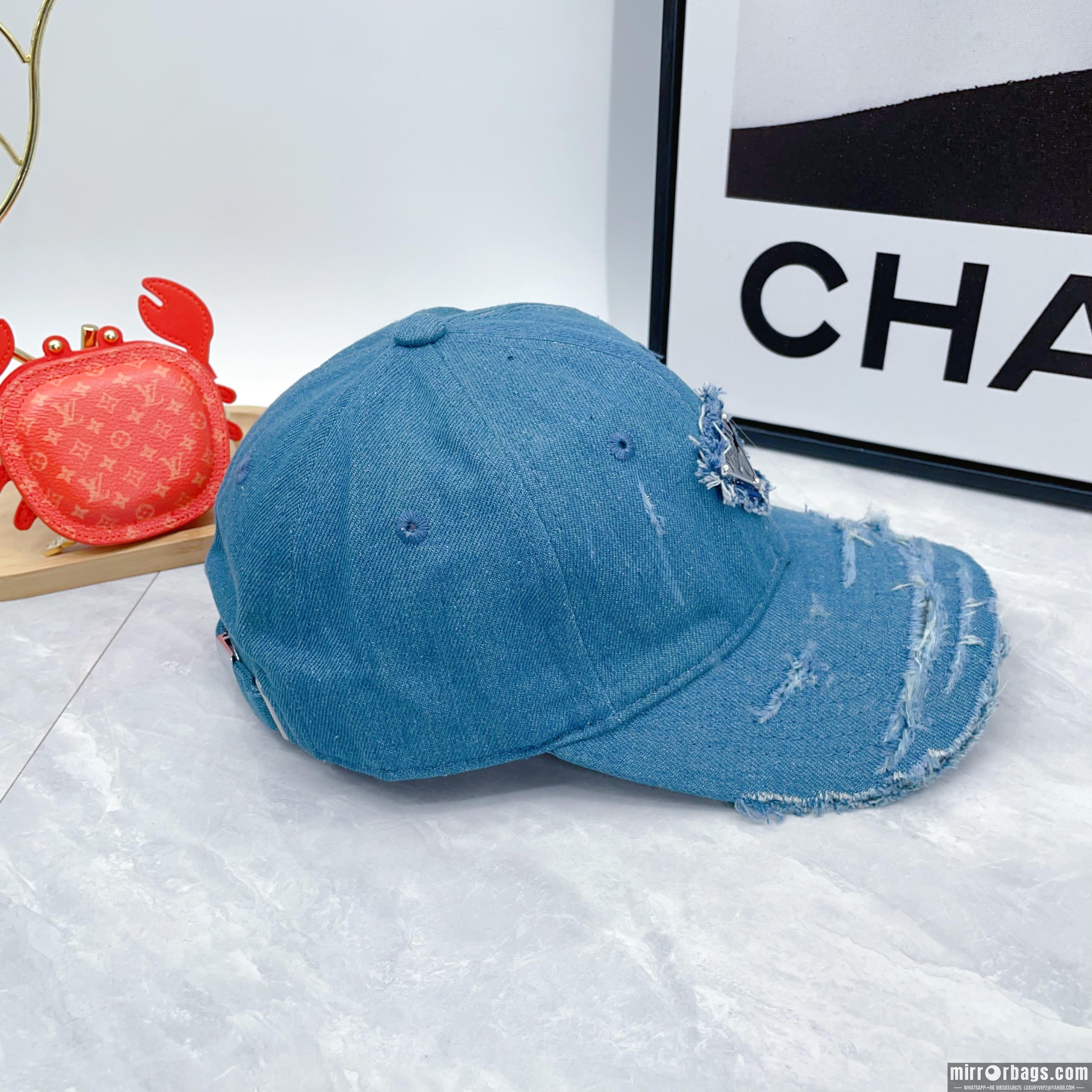 Replica Prada Hat dx01