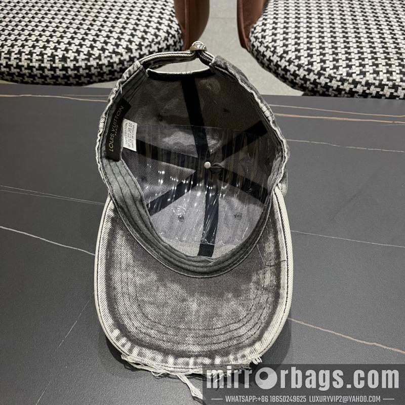 Replica LV Hat 042707