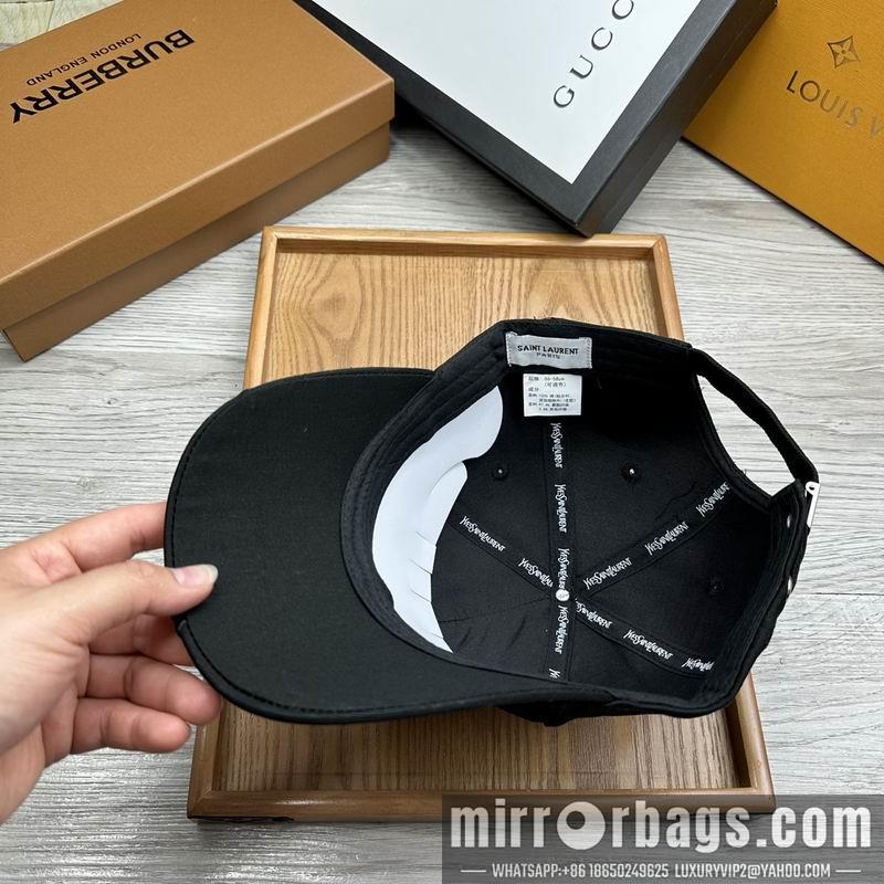 Replica YSL Hat dx19