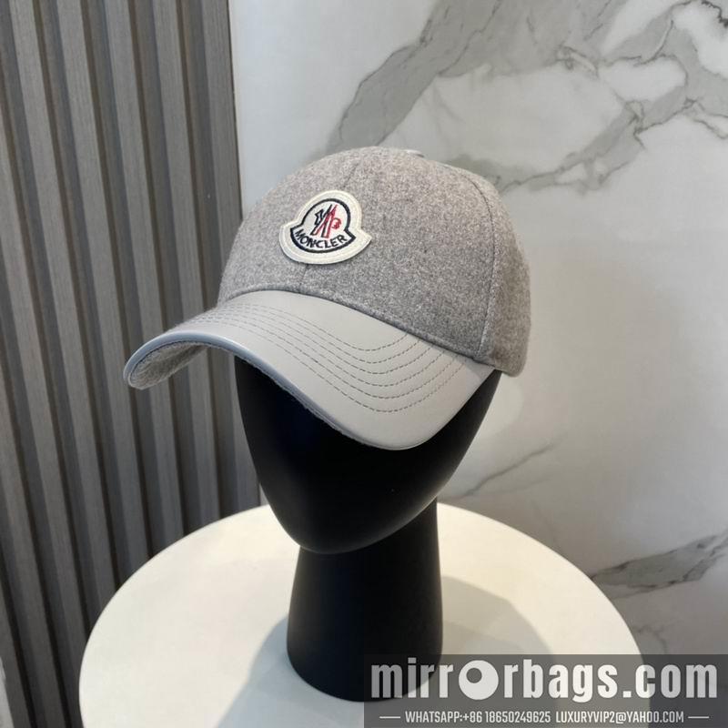 Replica Moncler Hat hm08