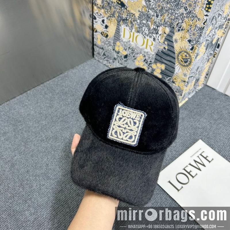 Replica Loewe Hat dx16