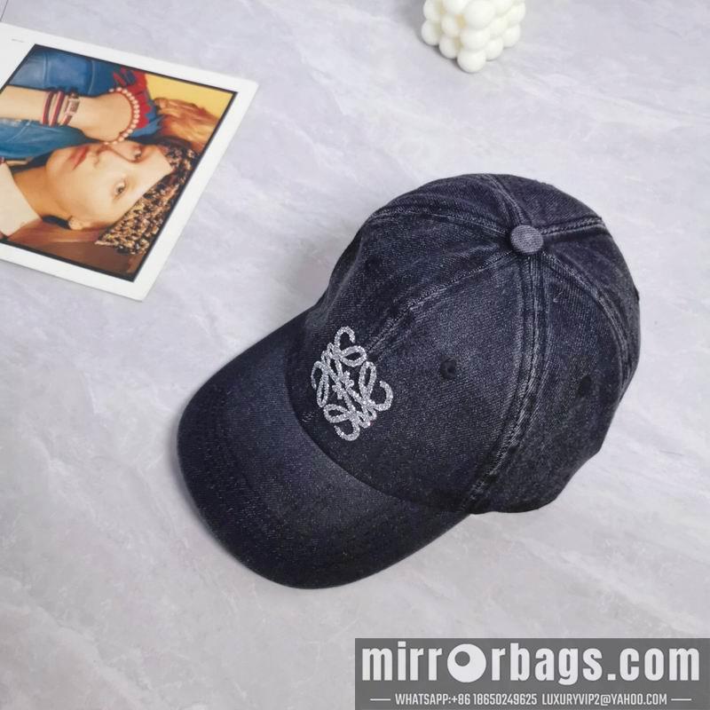 Replica Loewe Hat dx07