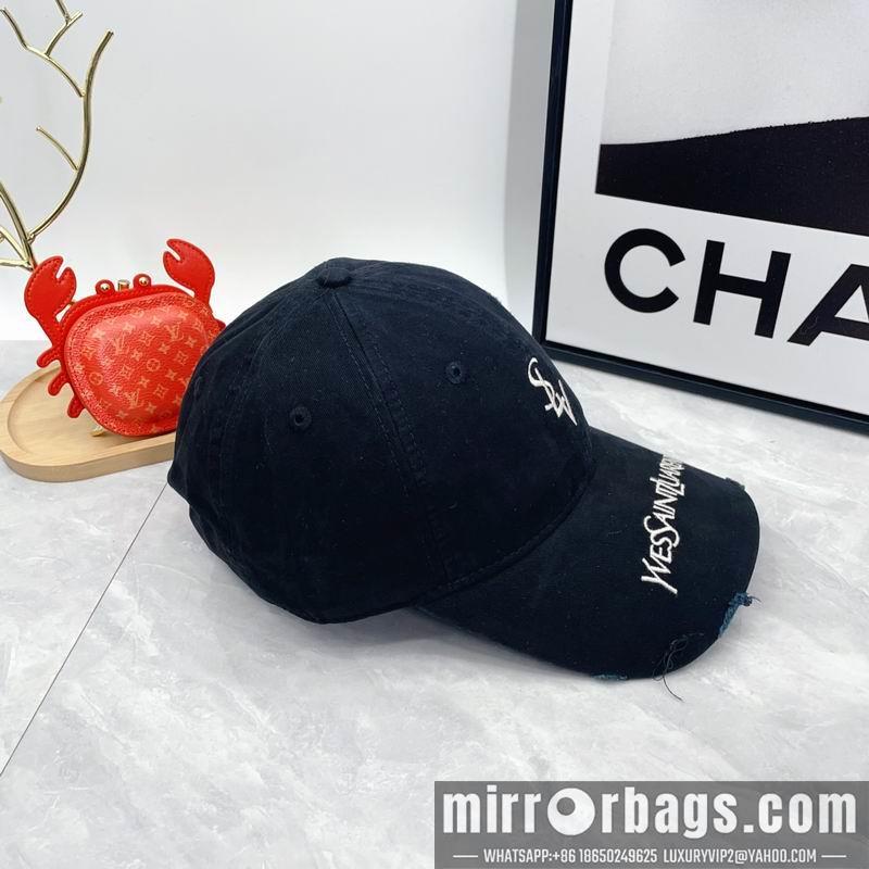 Replica YSL Hat dx32