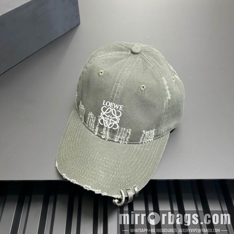 Replica Loewe Hat dx41