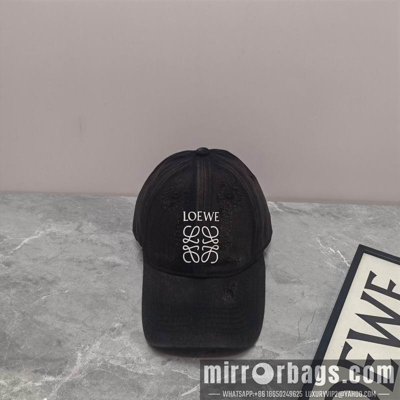 Replica Loewe Hat dx09
