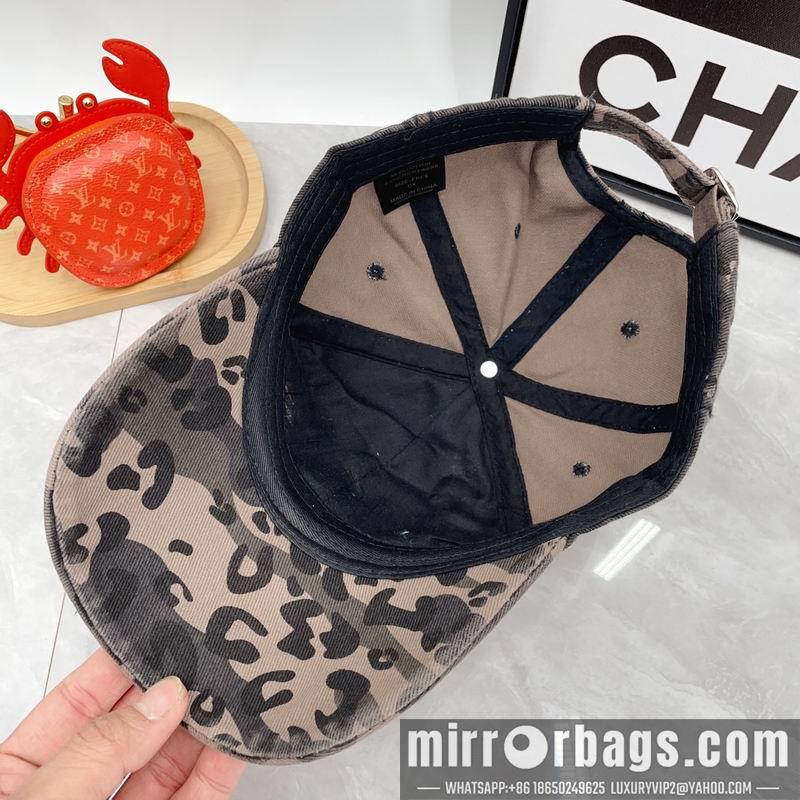 Replica MM6 Hat dx27