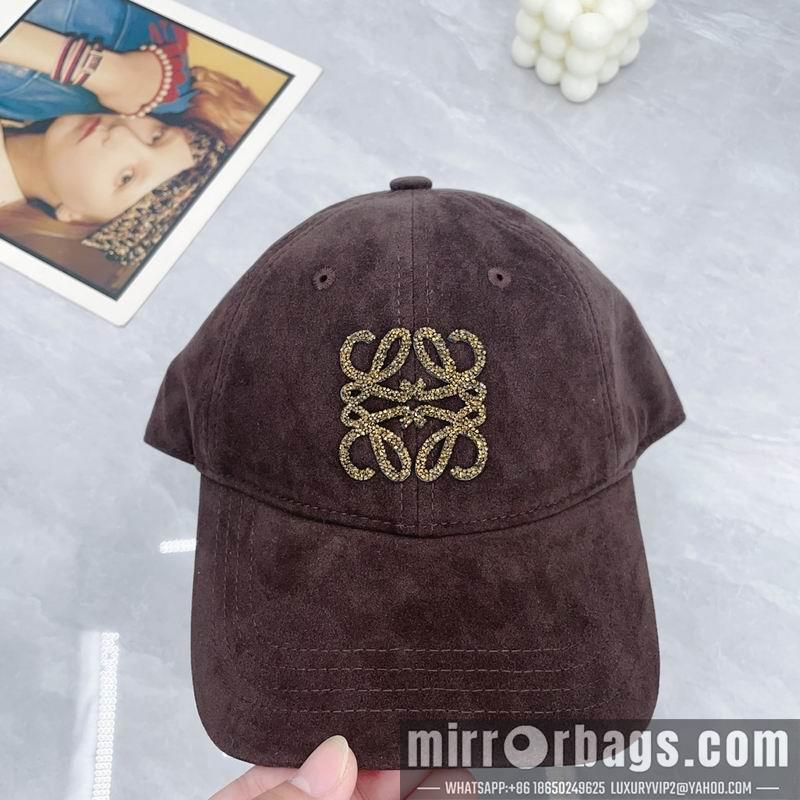Replica Loewe Hat dx28