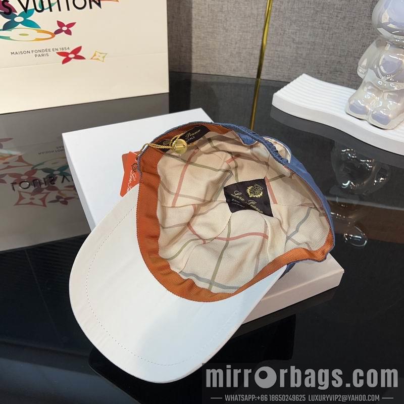 Replica Loro Paina Hat dx01