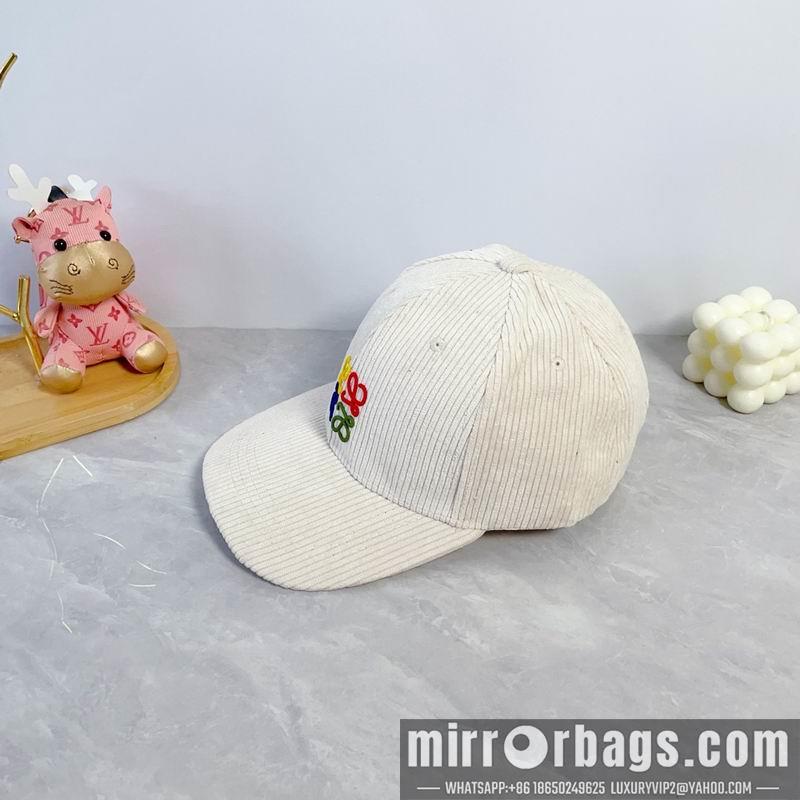 Replica Loewe Hat dx15