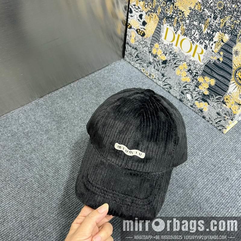 Replica Miumiu Hat dx78