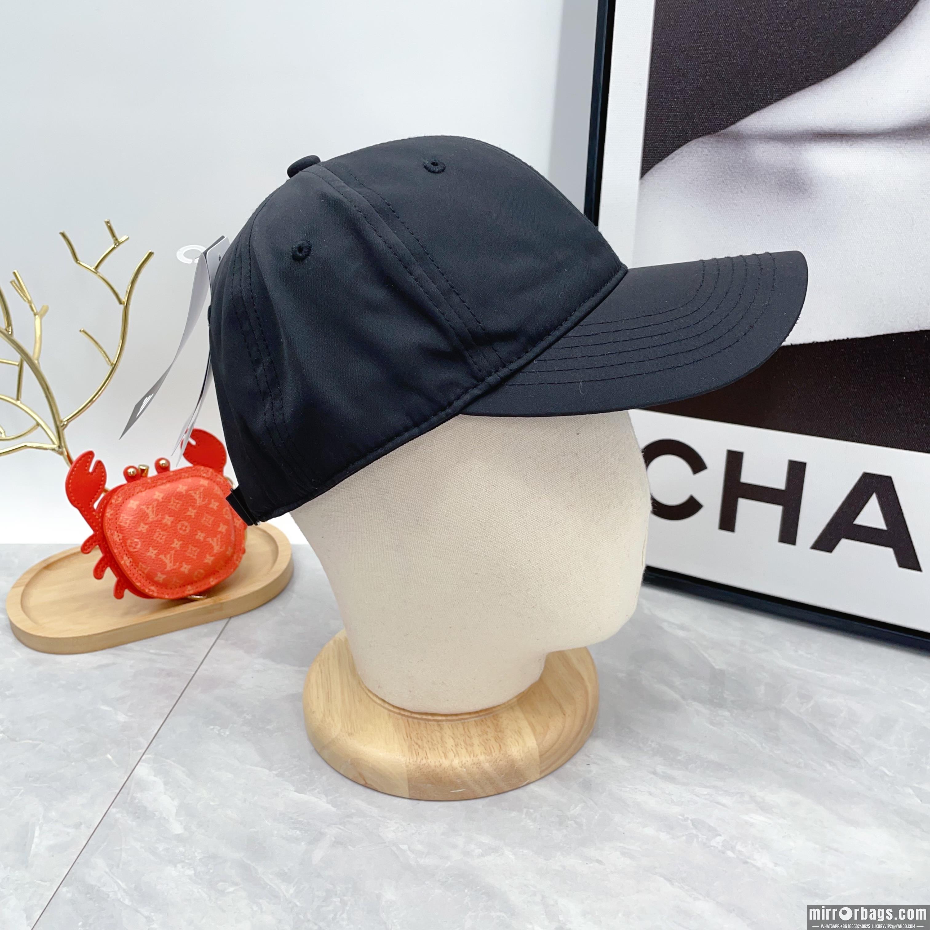 Replica Adidas Hat dx03