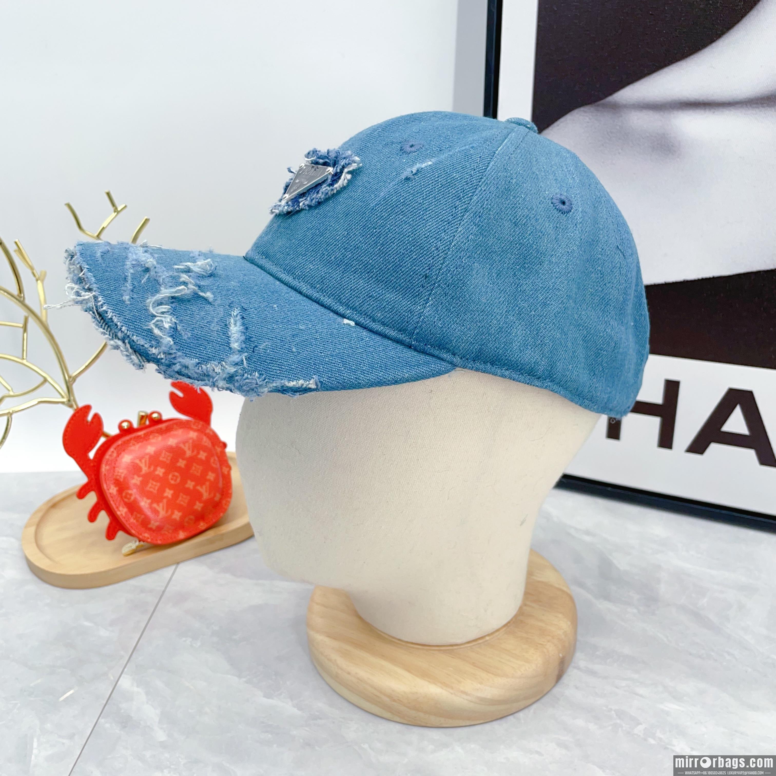 Replica Prada Hat dx01