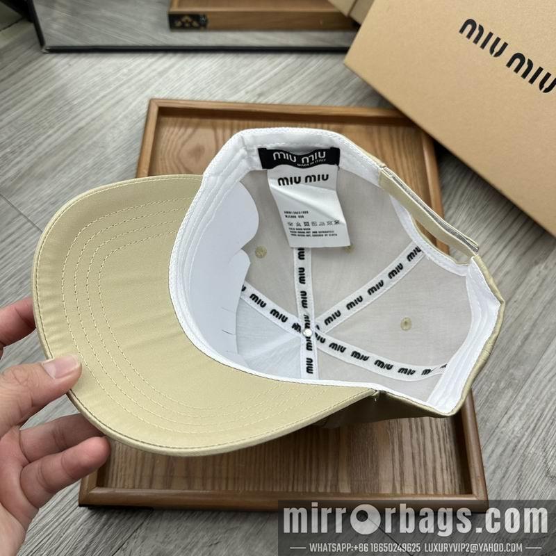 Replica Miumiu Hat dx60