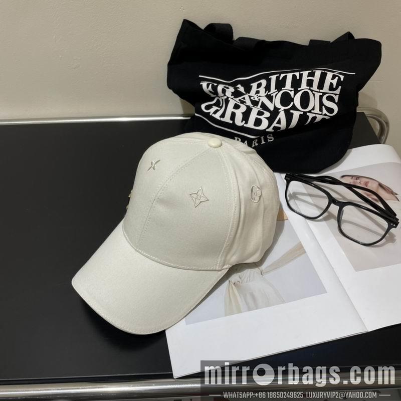 Replica LV Hat 042701