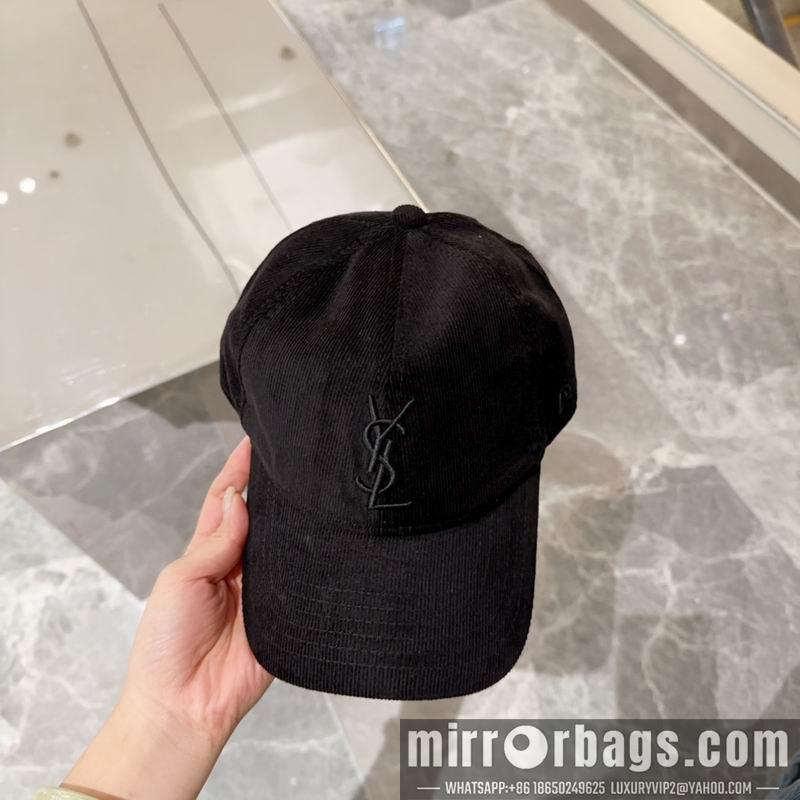 Replica YSL Hat dx25