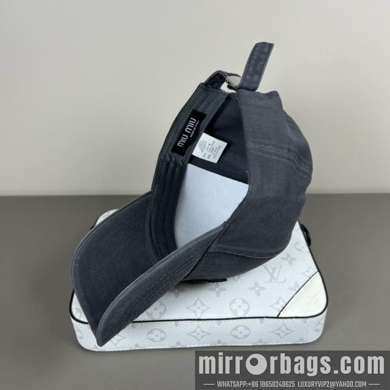 Replica Miumiu Hat dx09
