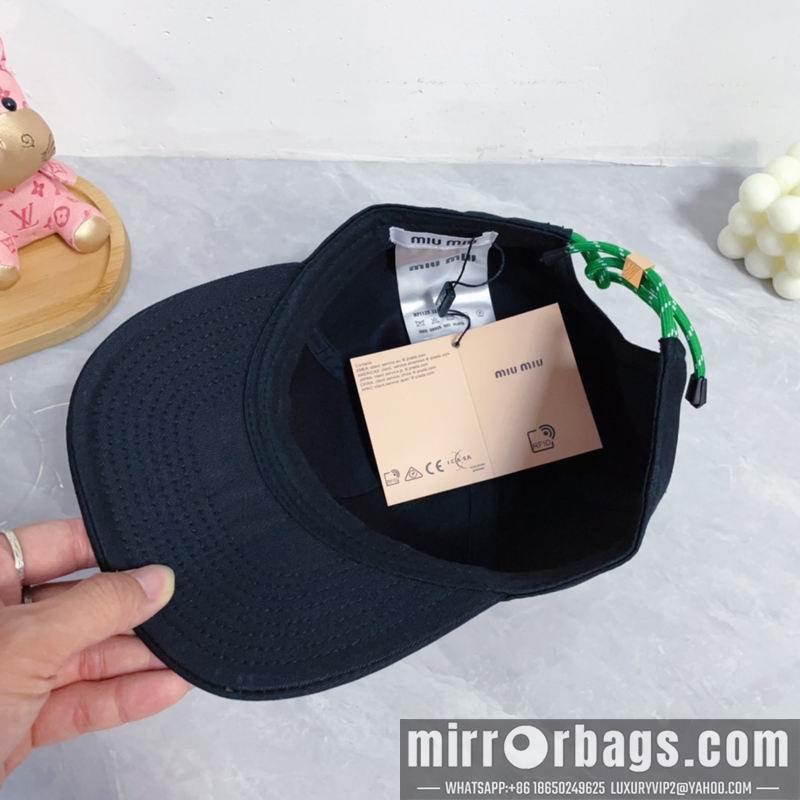 Replica Miumiu Hat dx30