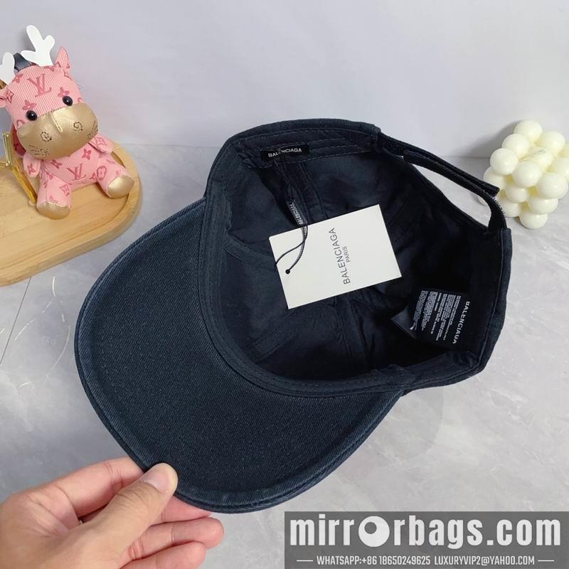 Replica Balenciaga X Vogue Hat dx92