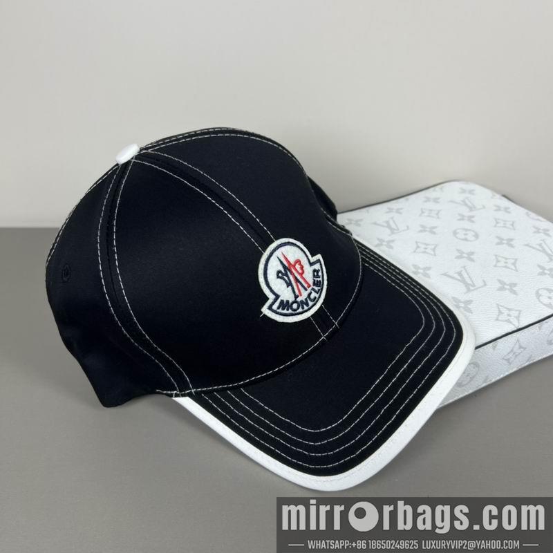 Replica Moncler Hat dx40