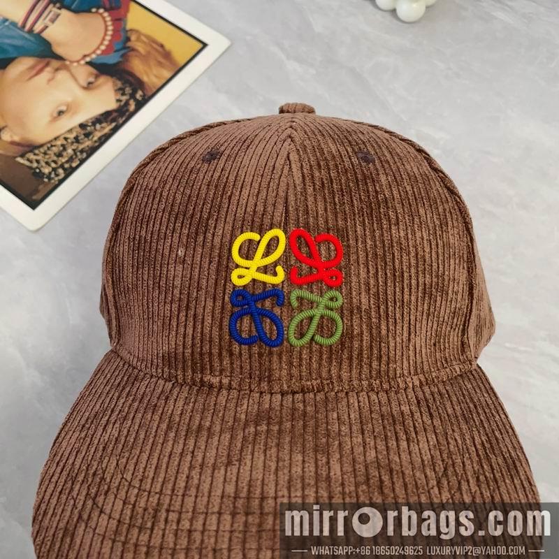 Replica Loewe Hat dx15
