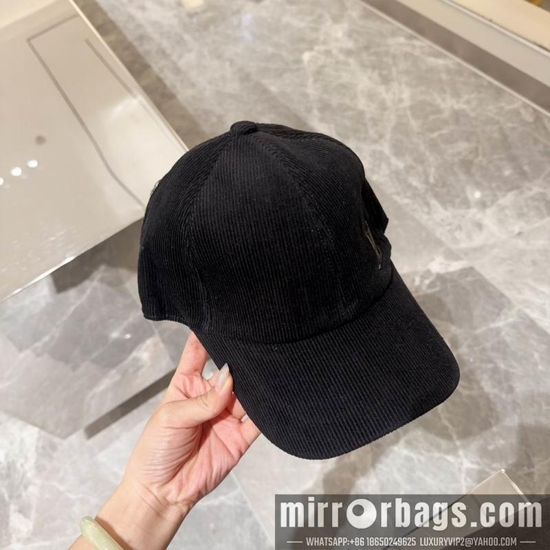 Replica LV Hat 082603