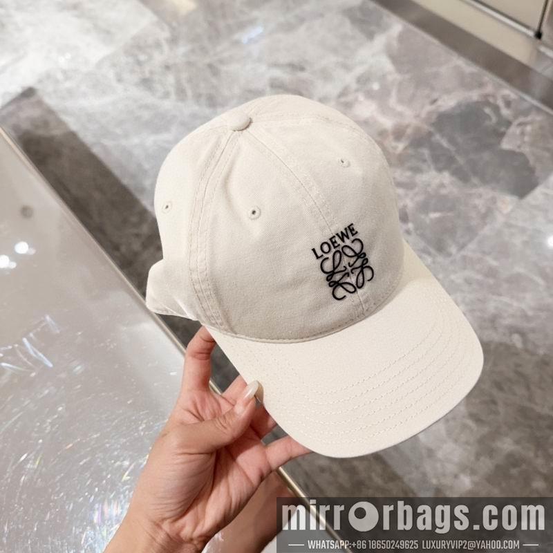 Replica Loewe Hat dx56