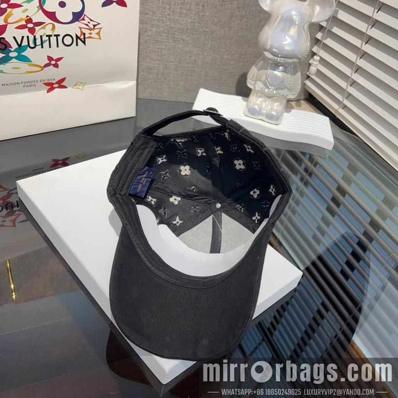Replica LV Hat 041703