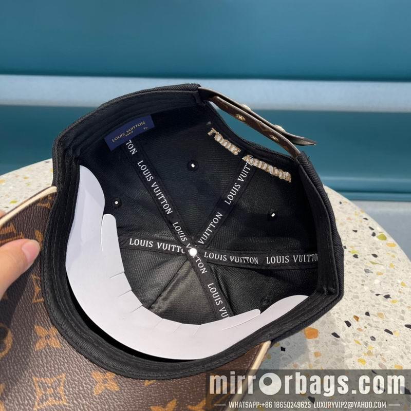 Replica LV Hat 072201