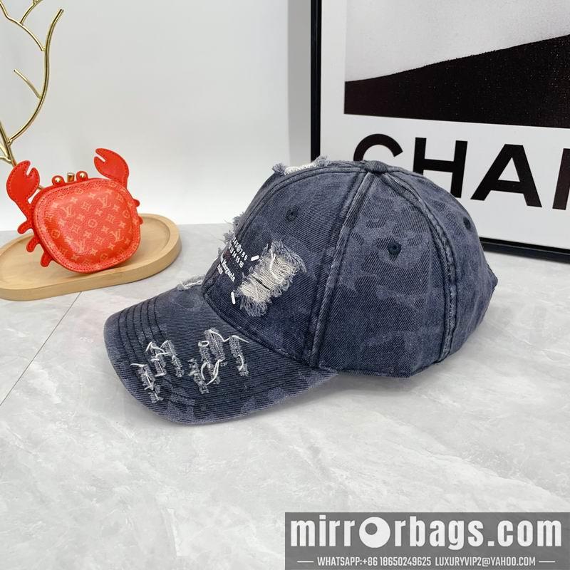 Replica MM6 Hat dx27