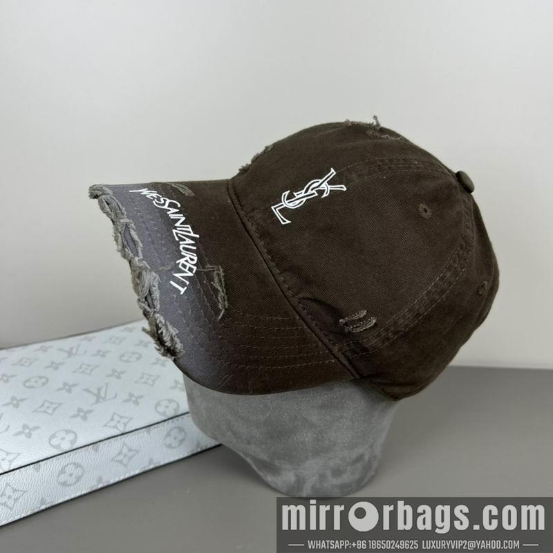 Replica YSL Hat dx34
