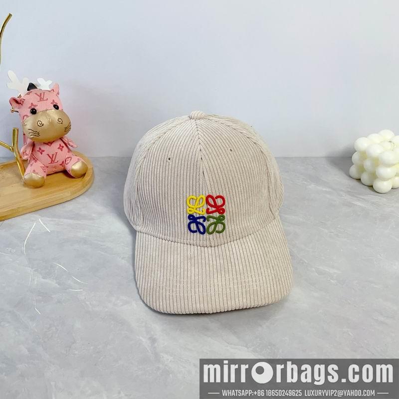 Replica Loewe Hat dx15