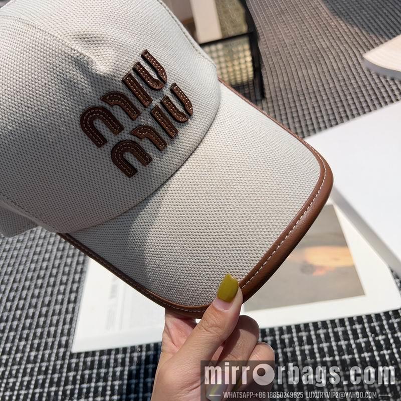 Replica Miumiu Hat dx44