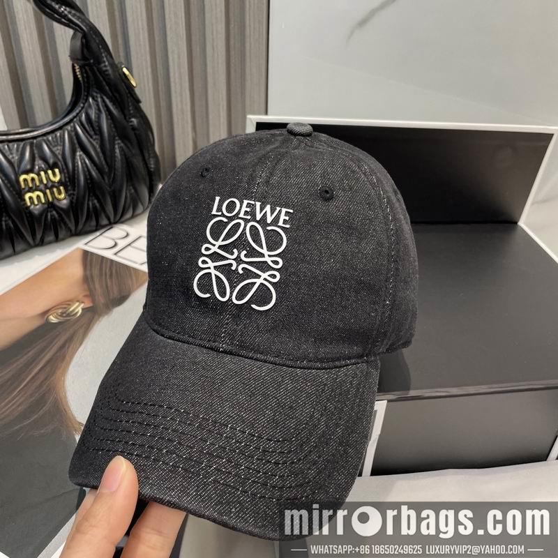 Replica Loewe Hat dx55