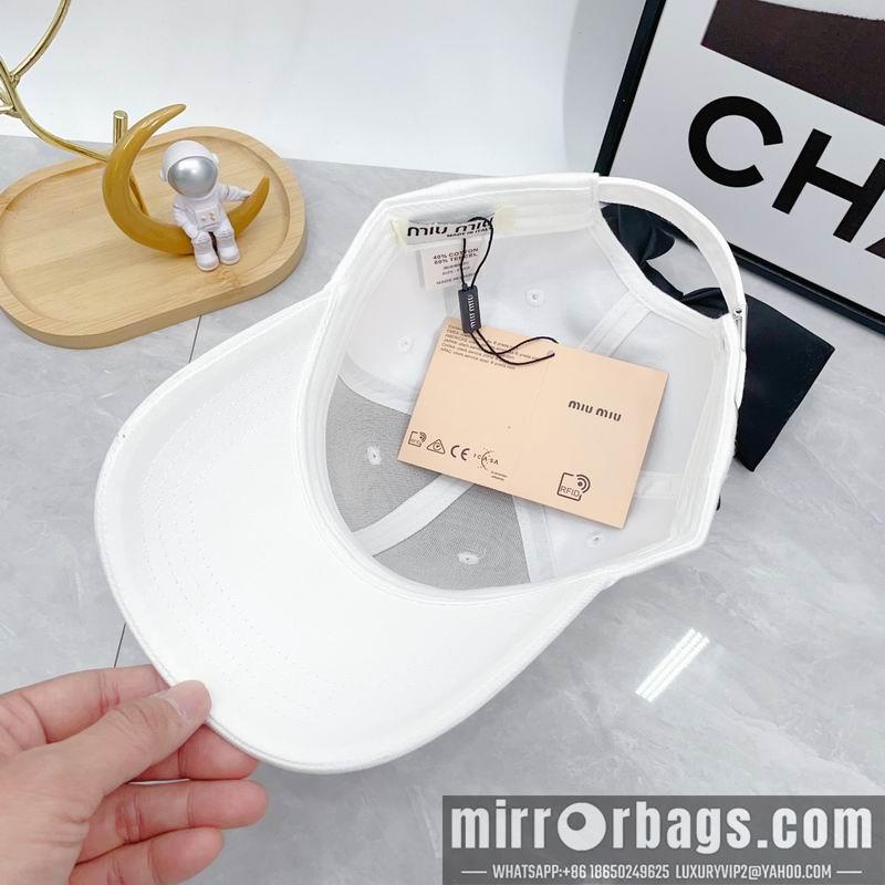Replica Miumiu Hat dx08