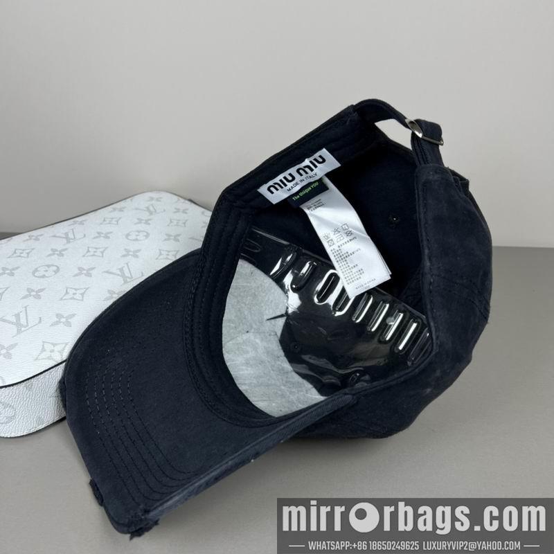 Replica Miumiu Hat dx44