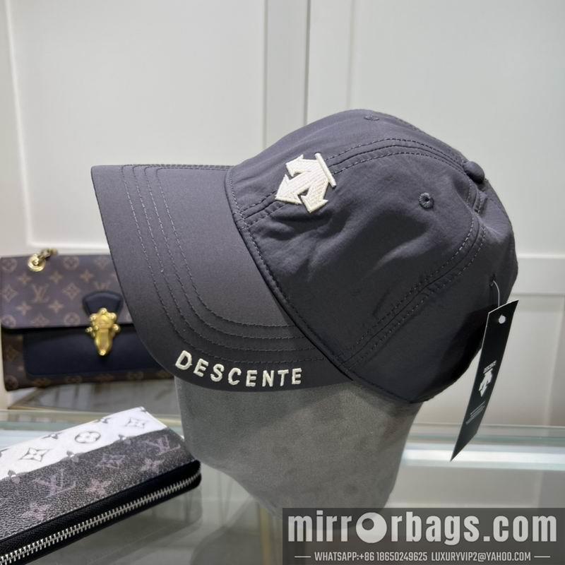 Replica Descente Hat dx05