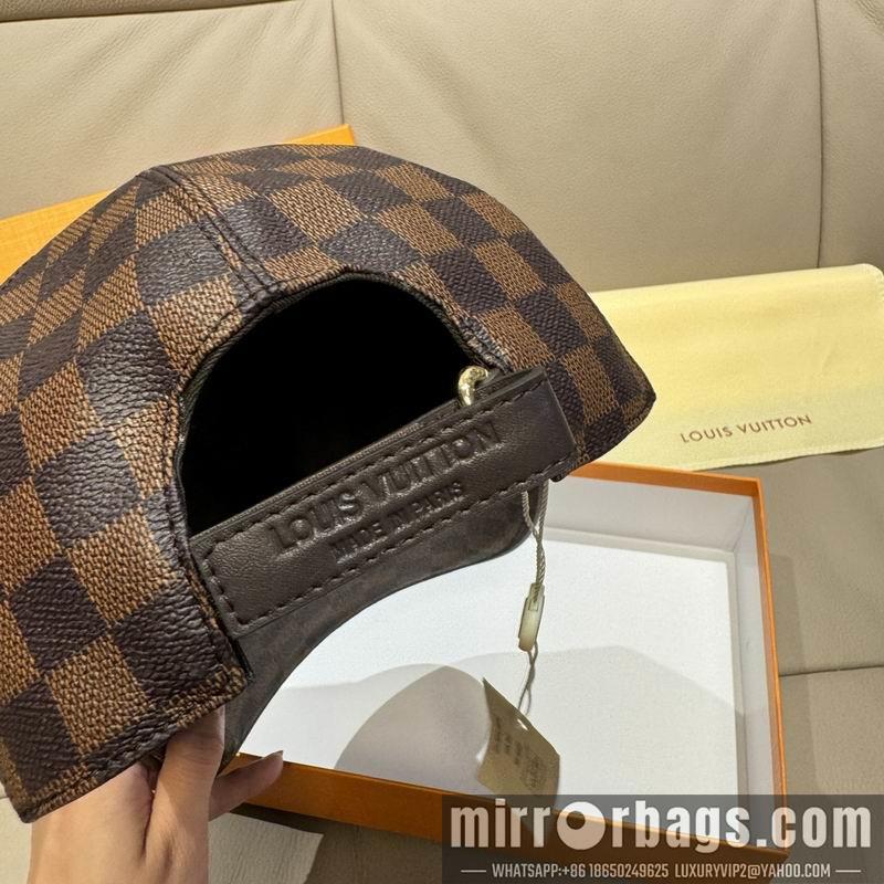 Replica LV Hat 091403