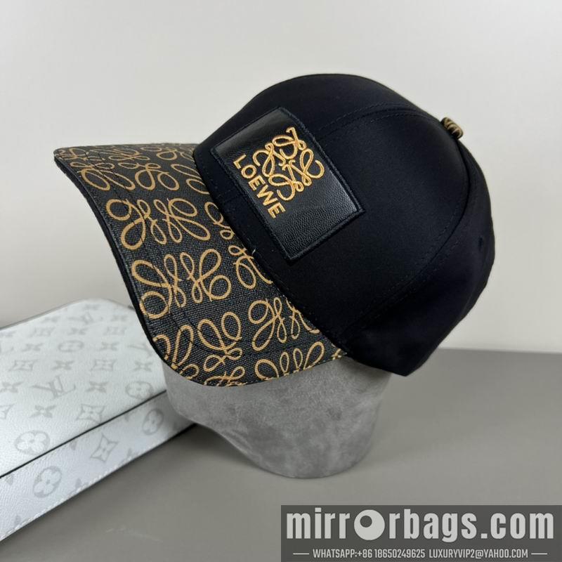 Replica Loewe Hat dx37