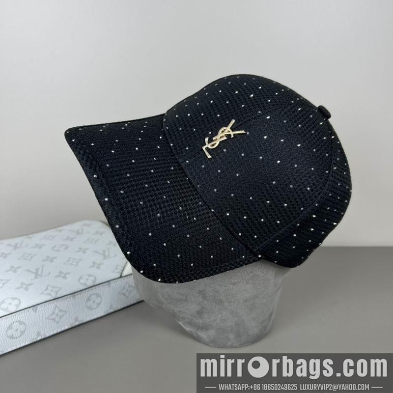 Replica YSL Hat dx36