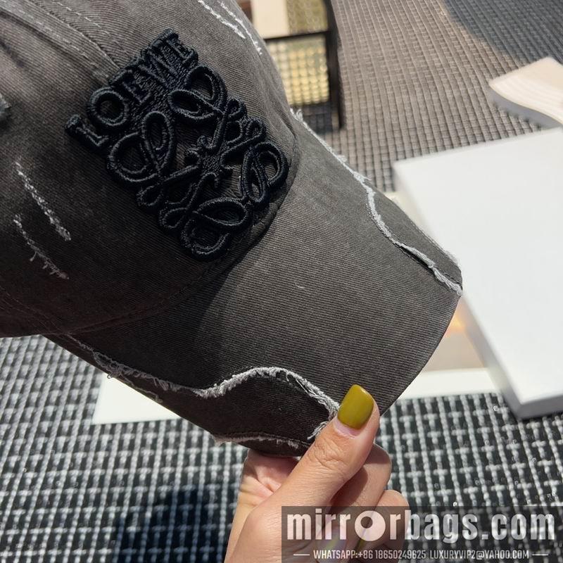 Replica Loewe Hat dx08