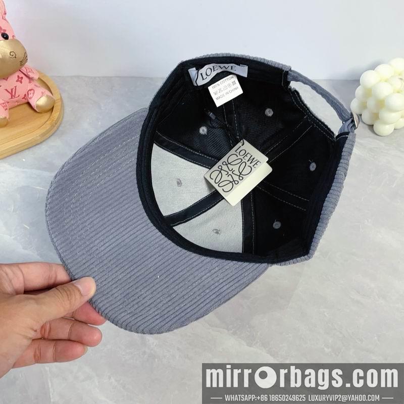 Replica Loewe Hat dx15