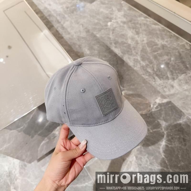 Replica Loewe Hat dx19