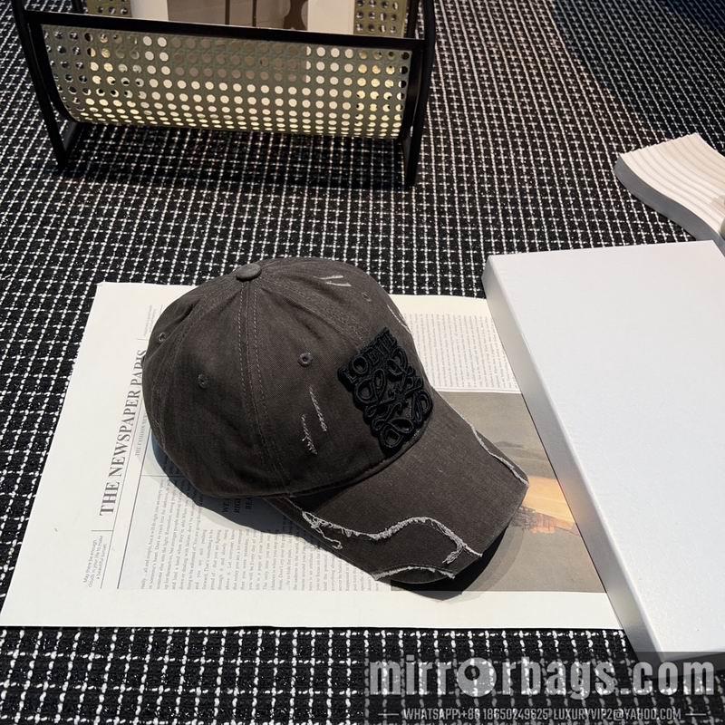 Replica Loewe Hat dx08