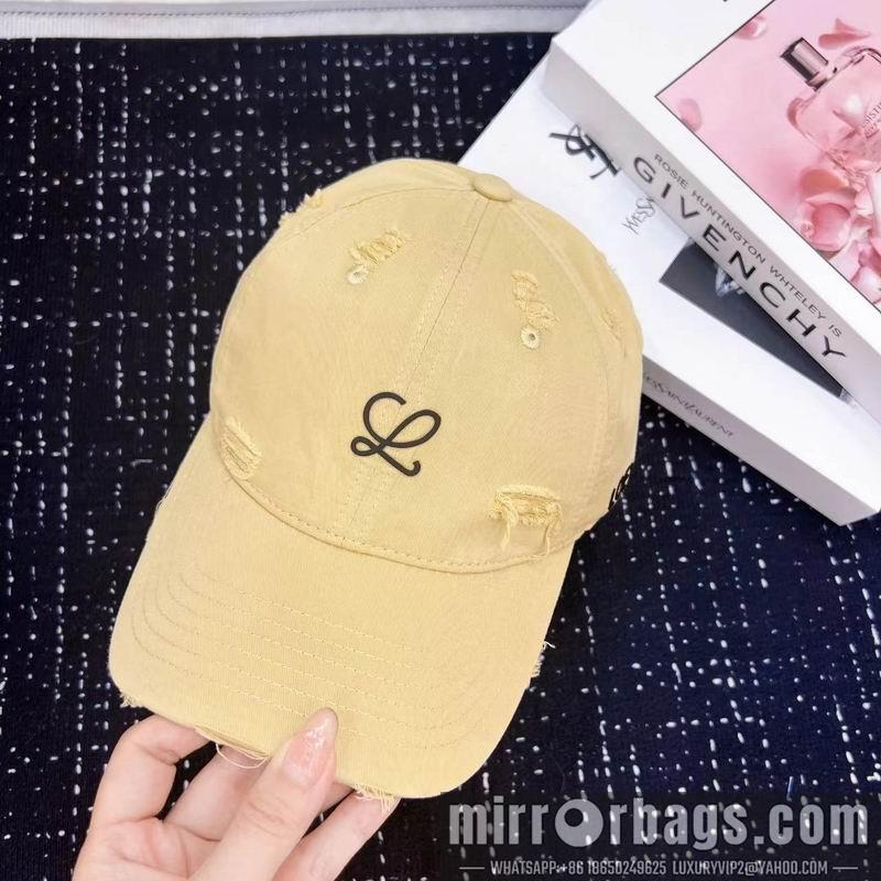 Replica Loewe Hat dx18