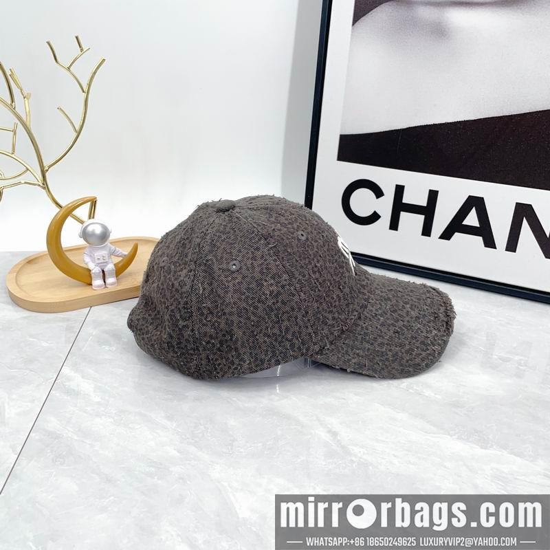 Replica Miumiu Hat dx47