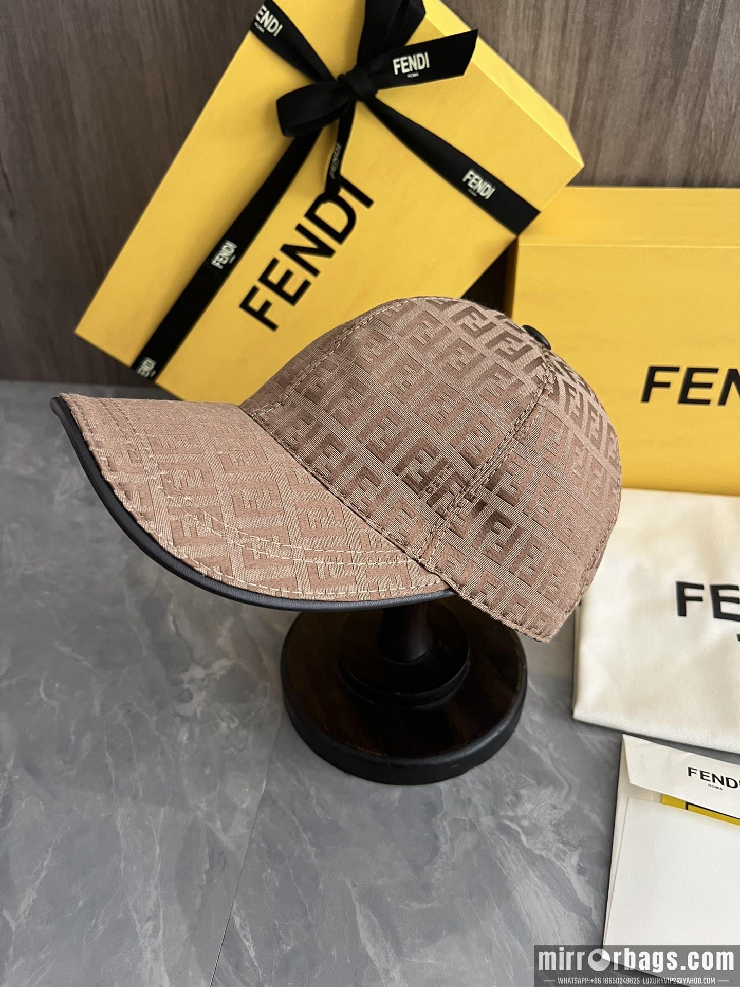Replica Fendi Hat dx87