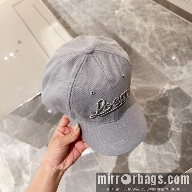 Replica Loewe Hat dx44